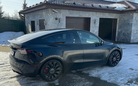 Tesla Model Y I, 2022 год, 4 690 000 рублей, 3 фотография