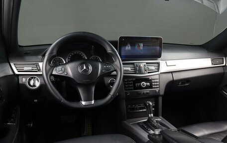 Mercedes-Benz E-Класс, 2010 год, 1 599 000 рублей, 6 фотография