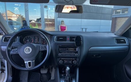 Volkswagen Jetta VI, 2012 год, 1 170 000 рублей, 11 фотография