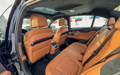 BMW 7 серия, 2016 год, 3 950 000 рублей, 17 фотография