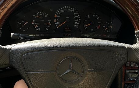 Mercedes-Benz S-Класс, 1998 год, 1 000 000 рублей, 12 фотография