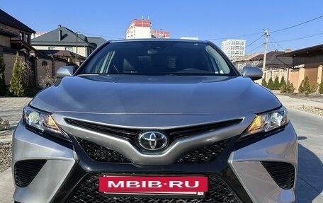 Toyota Camry, 2019 год, 2 380 000 рублей, 4 фотография