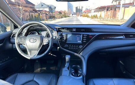 Toyota Camry, 2019 год, 2 380 000 рублей, 20 фотография
