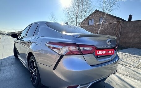 Toyota Camry, 2019 год, 2 380 000 рублей, 16 фотография