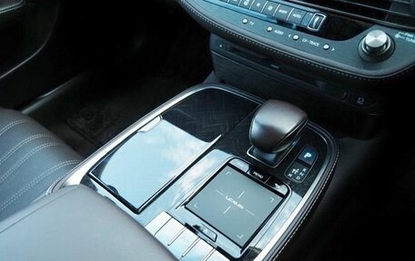 Lexus LS IV, 2020 год, 4 900 000 рублей, 18 фотография