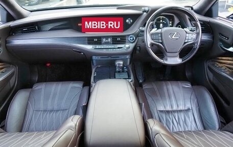 Lexus LS IV, 2020 год, 4 900 000 рублей, 12 фотография