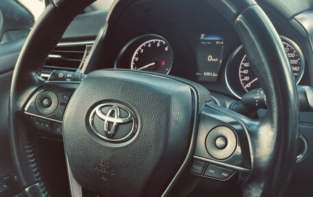 Toyota Camry, 2019 год, 2 570 000 рублей, 11 фотография