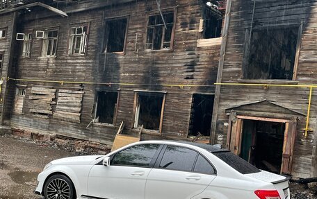 Mercedes-Benz C-Класс, 2012 год, 1 700 000 рублей, 29 фотография