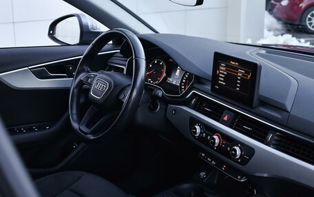 Audi A4, 2018 год, 2 145 000 рублей, 24 фотография