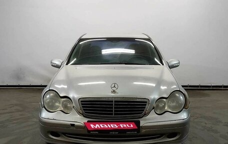 Mercedes-Benz C-Класс, 2002 год, 550 000 рублей, 2 фотография