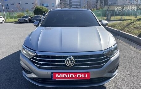 Volkswagen Jetta VII, 2020 год, 1 770 000 рублей, 3 фотография