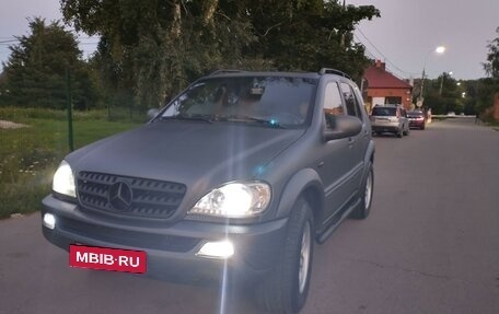 Mercedes-Benz M-Класс, 1999 год, 950 000 рублей, 2 фотография
