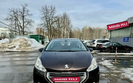 Peugeot 208 II, 2013 год, 999 000 рублей, 2 фотография
