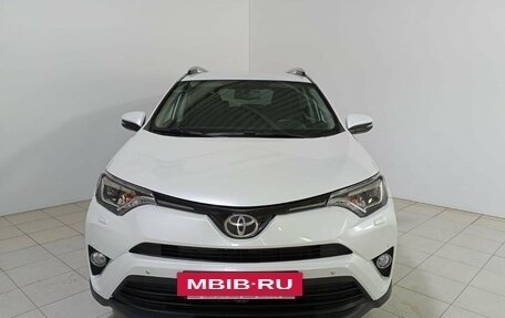 Toyota RAV4, 2019 год, 2 790 000 рублей, 2 фотография