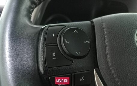 Toyota RAV4, 2019 год, 2 790 000 рублей, 15 фотография