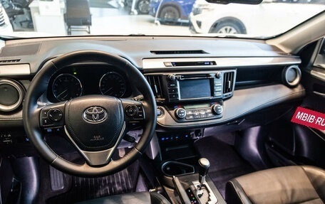 Toyota RAV4, 2015 год, 2 199 789 рублей, 17 фотография