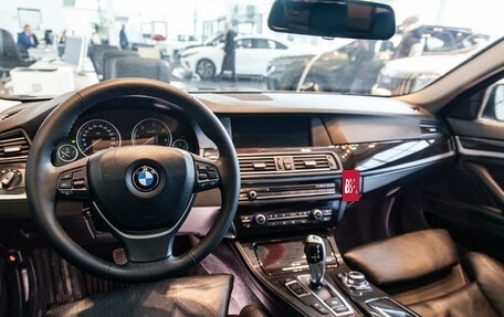 BMW 5 серия, 2011 год, 1 949 789 рублей, 13 фотография