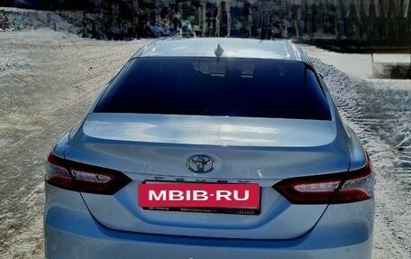 Toyota Camry, 2020 год, 3 700 000 рублей, 3 фотография