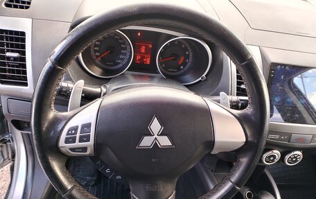 Mitsubishi Outlander III рестайлинг 3, 2008 год, 1 250 000 рублей, 12 фотография
