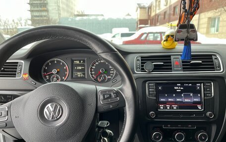 Volkswagen Jetta VI, 2013 год, 850 000 рублей, 12 фотография
