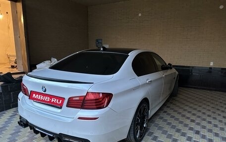 BMW 5 серия, 2015 год, 3 000 000 рублей, 9 фотография