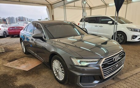 Audi A6, 2019 год, 2 700 000 рублей, 2 фотография