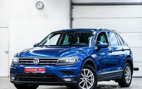 Volkswagen Tiguan II, 2019 год, 2 465 000 рублей, 1 фотография