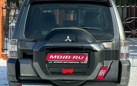 Mitsubishi Pajero IV, 2015 год, 2 650 000 рублей, 26 фотография