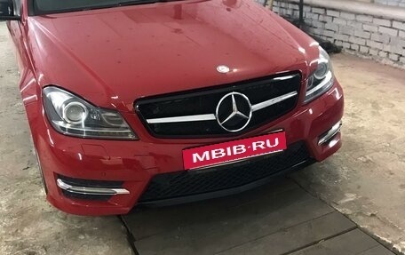Mercedes-Benz C-Класс, 2012 год, 1 450 000 рублей, 2 фотография