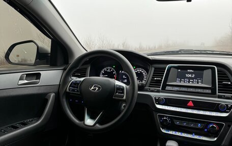Hyundai Sonata VII, 2020 год, 2 100 000 рублей, 31 фотография