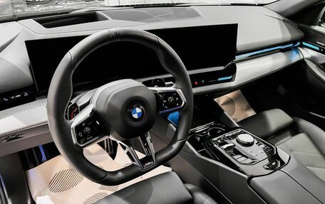 BMW 5 серия, 2023 год, 9 650 000 рублей, 11 фотография