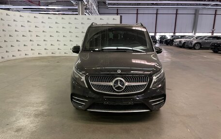 Mercedes-Benz V-Класс, 2022 год, 15 499 000 рублей, 3 фотография