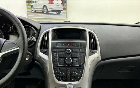 Opel Astra J, 2013 год, 888 000 рублей, 11 фотография