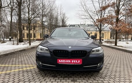 BMW 5 серия, 2010 год, 2 219 000 рублей, 2 фотография