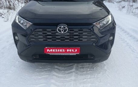Toyota RAV4, 2020 год, 3 135 000 рублей, 5 фотография