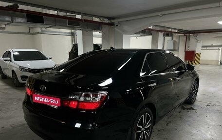 Toyota Camry, 2017 год, 2 470 000 рублей, 11 фотография