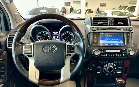 Toyota Land Cruiser Prado 150 рестайлинг 2, 2015 год, 3 390 000 рублей, 13 фотография