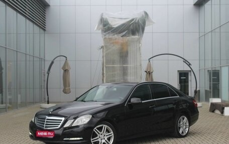 Mercedes-Benz E-Класс, 2013 год, 1 519 000 рублей, 1 фотография