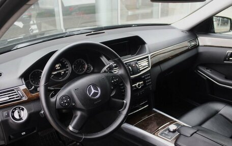 Mercedes-Benz E-Класс, 2013 год, 1 519 000 рублей, 17 фотография