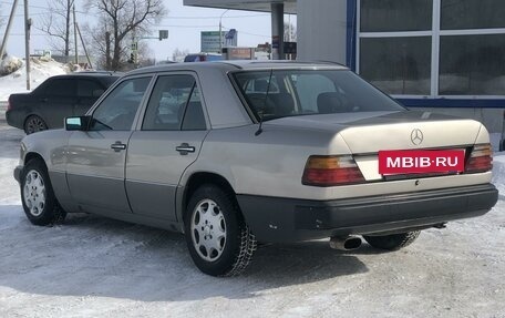 Mercedes-Benz W124, 1990 год, 238 000 рублей, 4 фотография