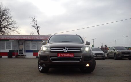 Volkswagen Touareg III, 2011 год, 2 199 000 рублей, 3 фотография
