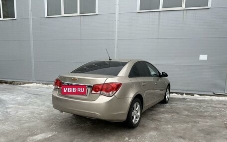 Chevrolet Cruze II, 2011 год, 775 000 рублей, 4 фотография