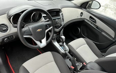 Chevrolet Cruze II, 2011 год, 775 000 рублей, 8 фотография