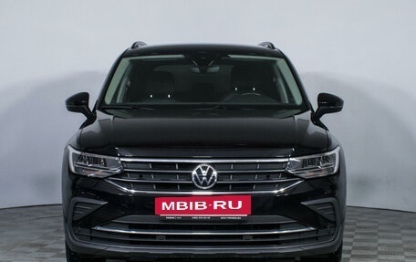 Volkswagen Tiguan II, 2021 год, 2 820 000 рублей, 2 фотография