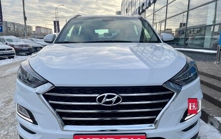 Hyundai Tucson III, 2019 год, 2 365 000 рублей, 2 фотография