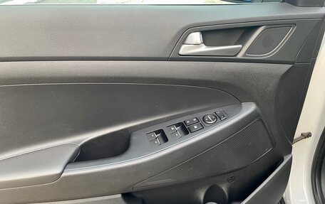 Hyundai Tucson III, 2019 год, 2 365 000 рублей, 10 фотография