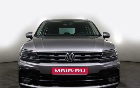 Volkswagen Tiguan II, 2018 год, 3 434 000 рублей, 2 фотография