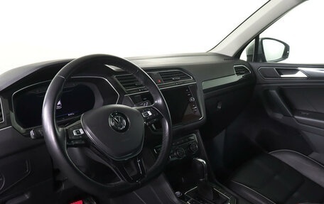 Volkswagen Tiguan II, 2018 год, 3 434 000 рублей, 16 фотография