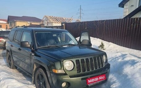 Jeep Liberty (Patriot), 2007 год, 700 000 рублей, 5 фотография