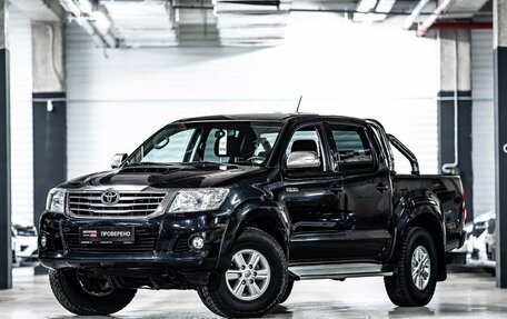 Toyota Hilux VII, 2014 год, 2 000 000 рублей, 2 фотография